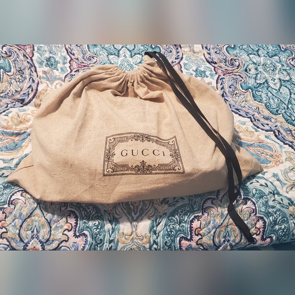 Authentic GUCCI Silver GG Black Aria Matelasse/Marmont Small Shoulder Bag - Picture 3 of 16